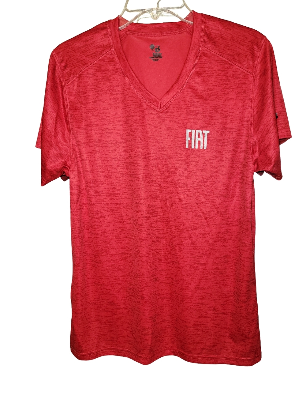 NWOT Fiat Women’s V-Neck Performance Tee Red Heather - Size L